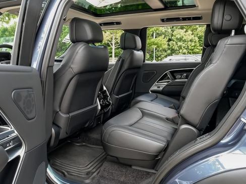 New 2026 Land Rover Range Rover Long Wheelbase SE AWD/4WD image 40