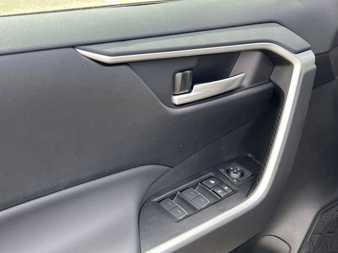 New 2025 Toyota RAV4 XLE image 10