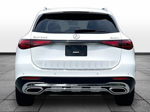 Used 2026 Mercedes-Benz GLC 300 4MATIC image 8