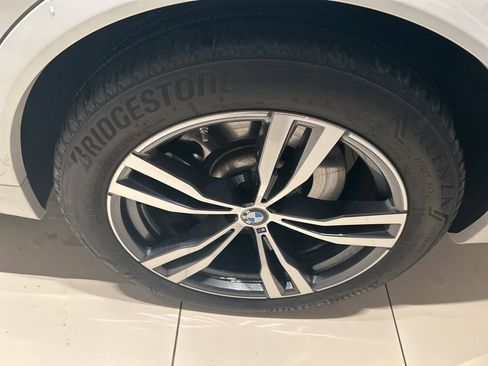 Used 2024 BMW X7 M60i w/ Executive Package image 23