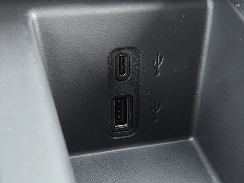 New 2026 GMC Acadia Denali Ultimate w/ LPO, Floor Liner Package image 33