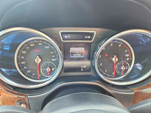 Used 2019 Mercedes-Benz GLS 450 4MATIC image 8