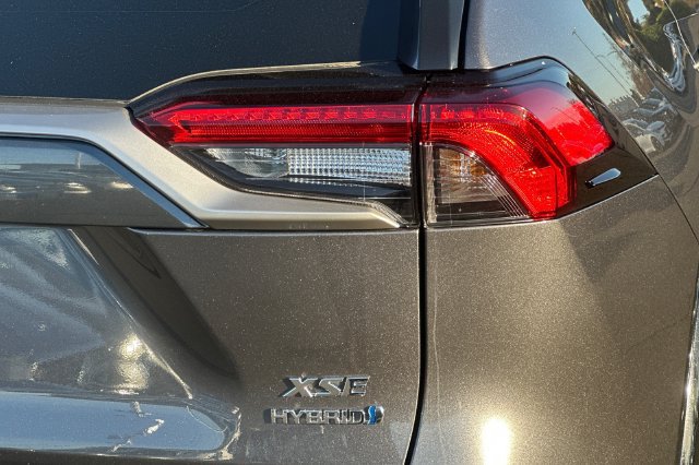 Certified 2024 Toyota RAV4 XSE w/ Advanced Technology Package AWD/4WD image 32