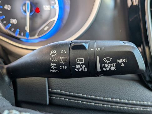 New 2026 Chrysler Pacifica Select image 27