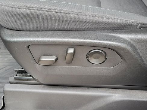 Used 2025 Chevrolet Silverado 2500 LT w/ Texas Edition image 17