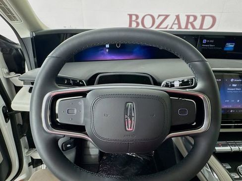 New 2026 Lincoln Nautilus Reserve AWD/4WD image 11