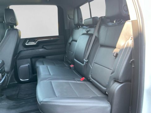 Used 2024 GMC Sierra 2500 Denali w/ Denali Reserve Package AWD/4WD image 14