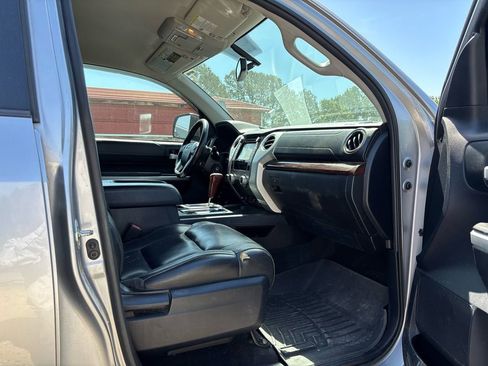 Used 2014 Toyota Tundra Limited w/ Limited Premium Package AWD/4WD image 6