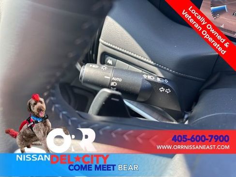 New 2025 Nissan Armada SL w/ Captain's Chari Seat Package image 21