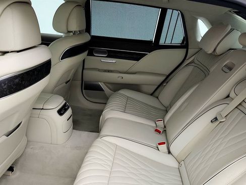 Used 2023 Genesis G90 3.5T AWD/4WD image 20