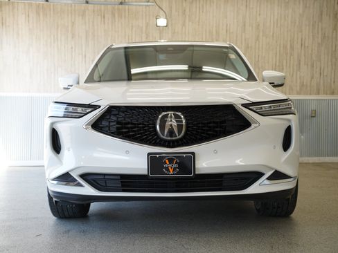 Used 2023 Acura MDX SH-AWD w/ Technology Package image 2