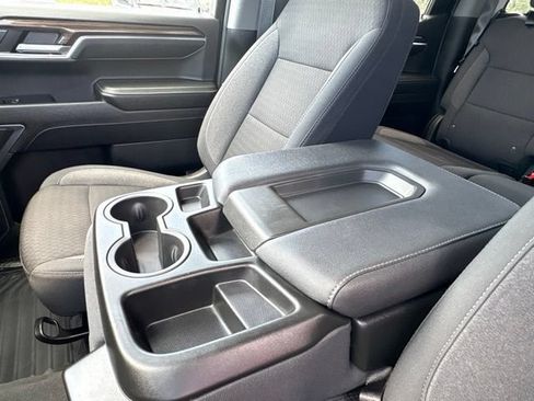 Used 2024 Chevrolet Silverado 1500 LT AWD/4WD image 23