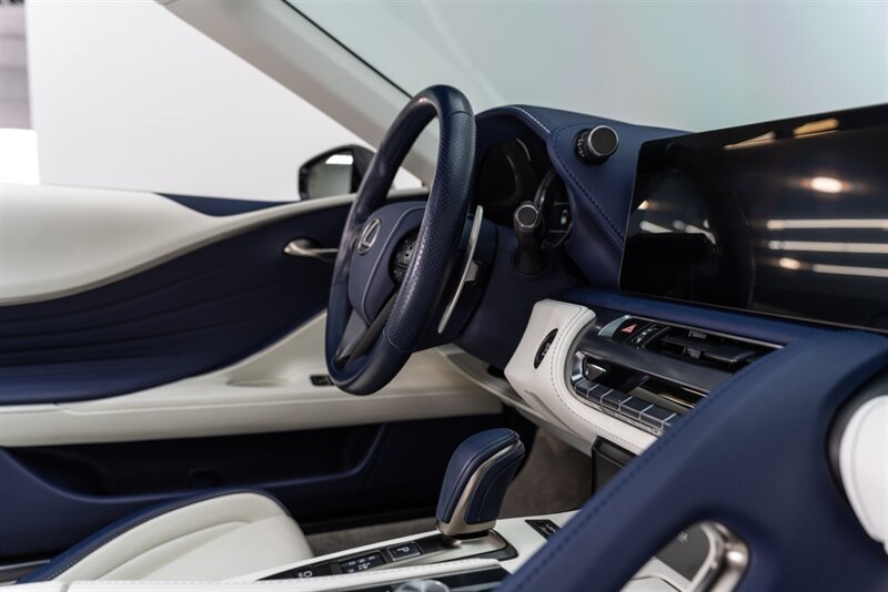 Used 2024 Lexus LC 500 Convertible RWD image 60
