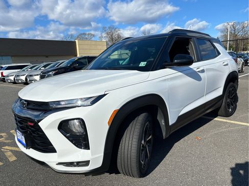 Certified 2023 Chevrolet TrailBlazer RS w/ Convenience Package image 6