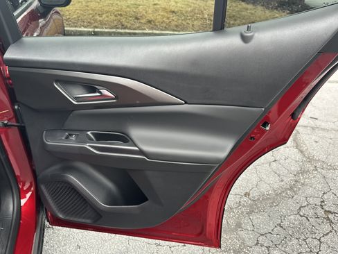 New 2026 Chevrolet Equinox EV LT image 17