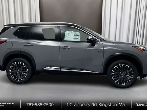 New 2026 Nissan Rogue Platinum AWD/4WD image 4