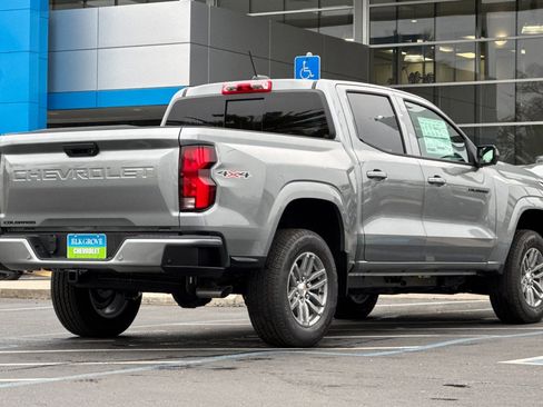 New 2026 Chevrolet Colorado LT w/ LT Convenience Package AWD/4WD image 3