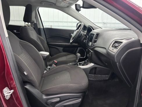 Used 2021 Jeep Compass Sport w/ Cold Weather Group AWD/4WD image 31