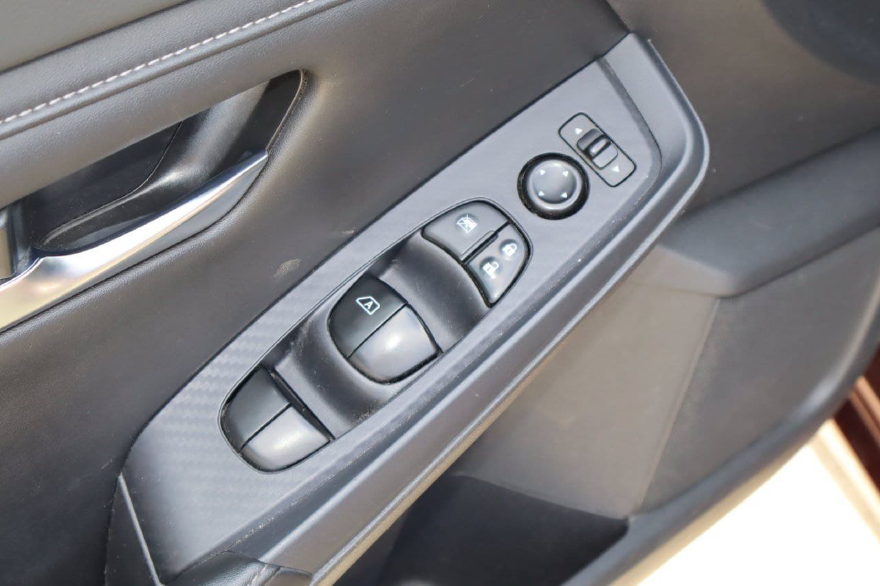 Used 2021 Nissan Sentra SV FWD image 20