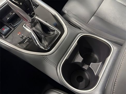 Used 2021 Subaru Outback Limited XT image 24