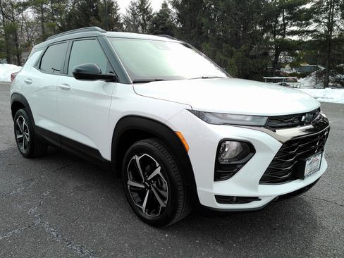 Certified 2022 Chevrolet TrailBlazer RS image 2