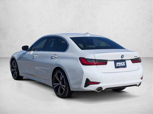 Used 2022 BMW 330i Sedan w/ Driving Assistance Package image 8