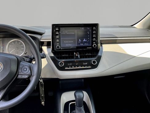 Used 2021 Toyota Corolla LE w/ Carpet Mat Package (TMS) FWD image 9