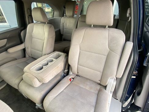 Used 2015 Honda Odyssey EX image 10