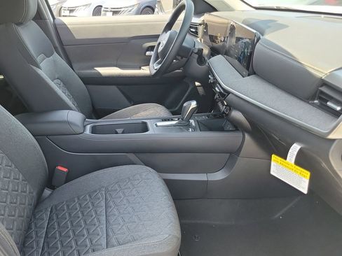 New 2026 Nissan Kicks SV w/ Charging Package FWD image 17