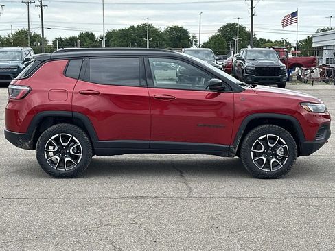 New 2026 Jeep Compass Trailhawk AWD/4WD image 2