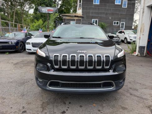 Used 2015 Jeep Cherokee Limited w/ Luxury Group AWD/4WD image 12