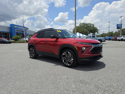 New 2026 Chevrolet TrailBlazer RS w/ Convenience Package FWD image 2