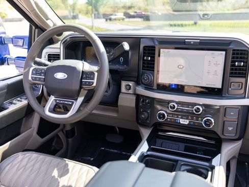 Used 2026 Ford F450 Platinum w/ Platinum Plus Package AWD/4WD image 29