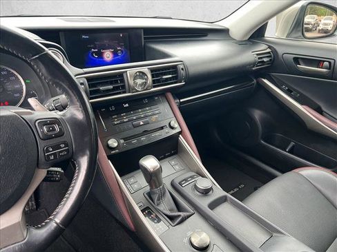 Used 2017 Lexus IS 200t w/ Premium Package RWD image 14