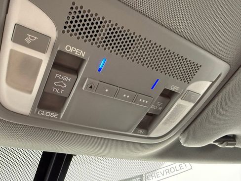 Used 2017 Acura ILX Premium Package image 24