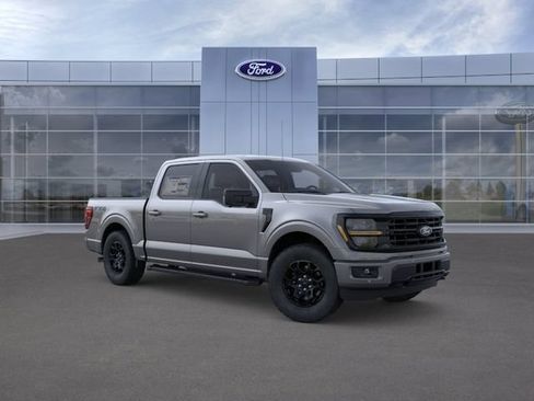 New 2026 Ford F150 XLT w/ Equipment Group 302A MID AWD/4WD image 7