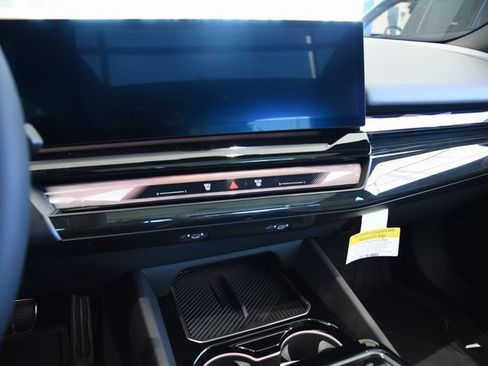 New 2026 BMW 540i xDrive 540i xDrive w/ M Sport Package image 15