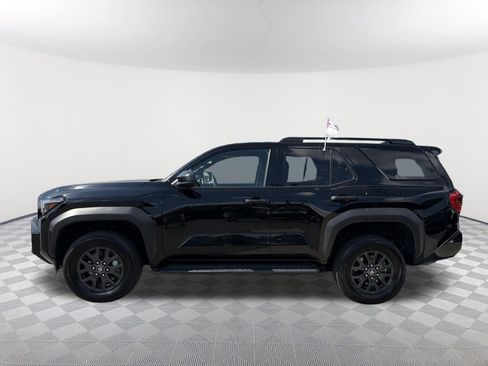 Certified 2025 Toyota 4Runner SR5 AWD/4WD image 14
