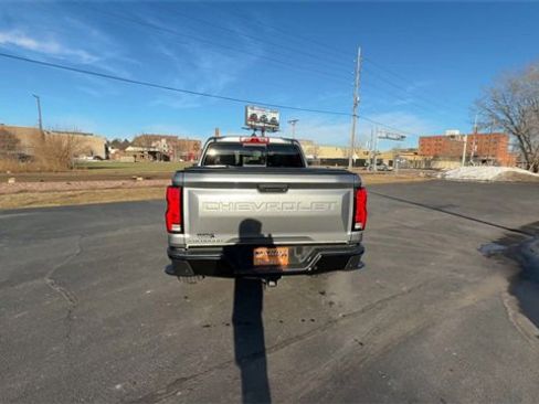 Used 2023 Chevrolet Colorado Z71 w/ Z71 Convenience Package 2 image 7