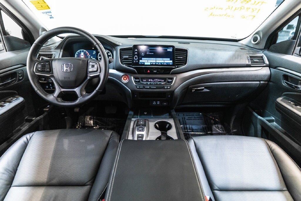 Used 2025 Honda Ridgeline RTL image 14