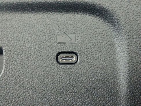 Certified 2024 Chevrolet Traverse RS FWD image 20