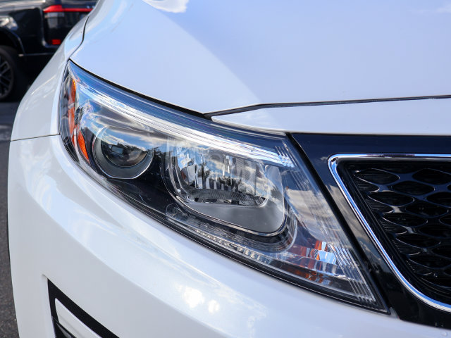 Used 2014 Kia Optima LX FWD image 3