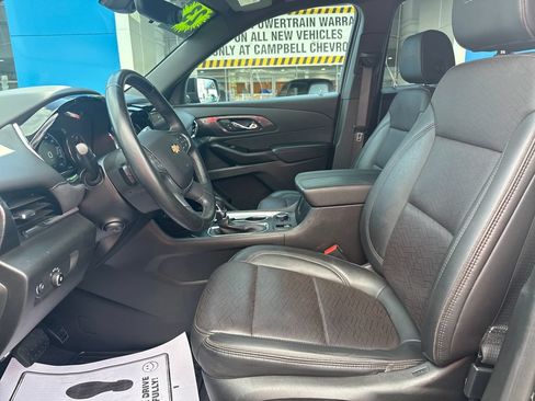 Used 2023 Chevrolet Traverse High Country FWD image 23