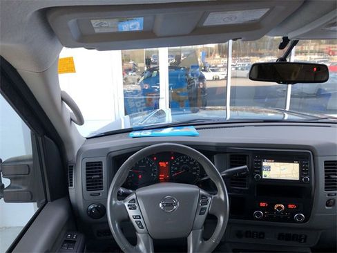 Used 2019 Nissan NV 3500 SL image 23