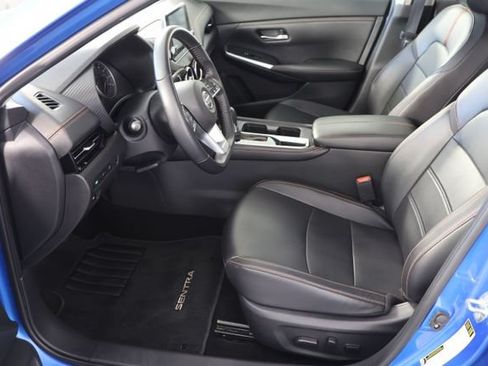 Used 2023 Nissan Sentra SR w/ SR Premium Package FWD image 20
