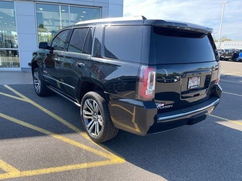 Used 2018 GMC Yukon Denali w/ Denali Ultimate Package AWD/4WD image 2