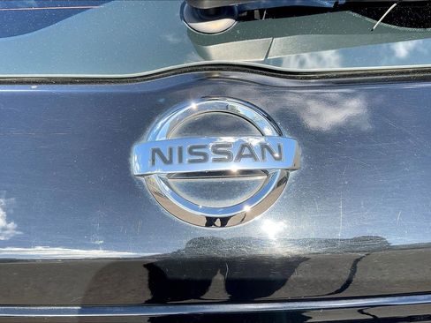 Used 2020 Nissan Kicks S FWD image 23
