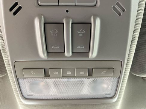 Used 2019 Buick Encore Essence w/ Safety Package II AWD/4WD image 25