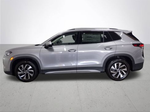 New 2026 Volkswagen Tiguan S FWD image 9