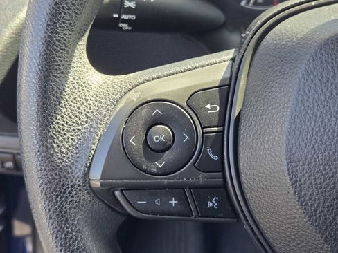 Used 2020 Toyota Corolla LE image 23